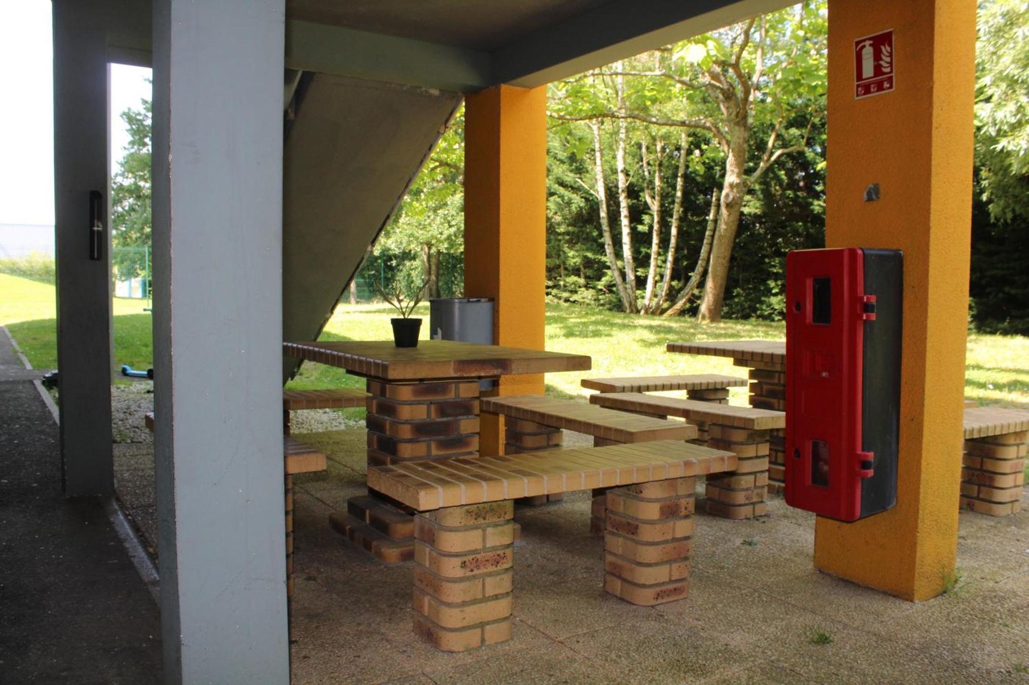 Premiere Classe St Quentin En Yvelines Elancourt Trappes Exteriör bild
